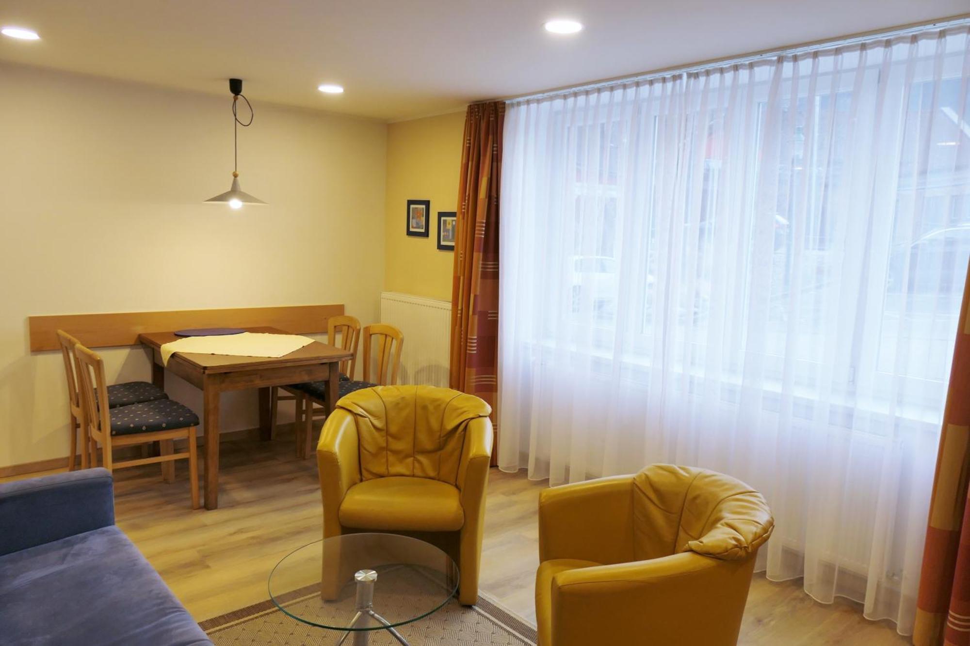 Haus Pleterski Apartman Obervellach Szoba fotó